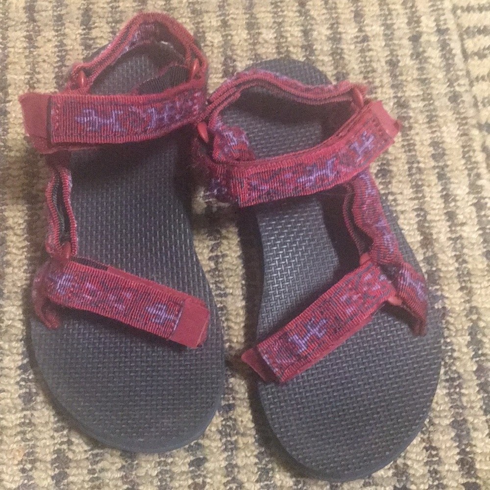 Teva sport sandals Red/black size 7
